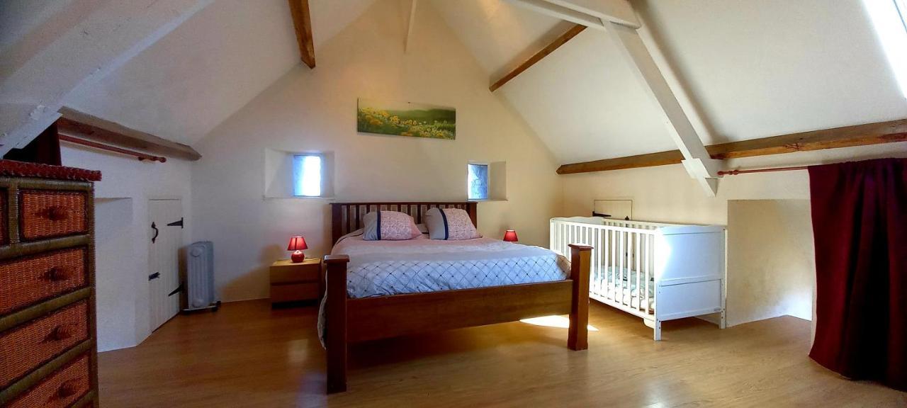 L' Anpeg, Gite Dans Le Cotentin Jusqu'A 8 Personnes Besneville 外观 照片
