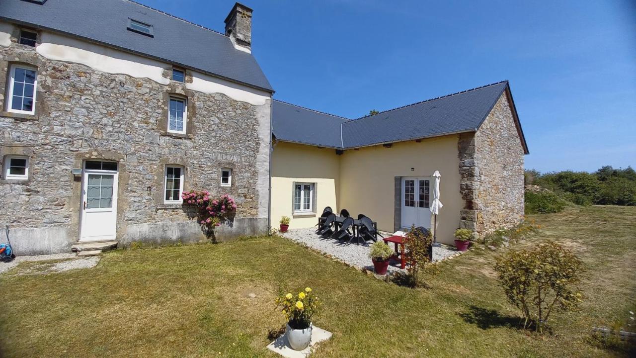 L' Anpeg, Gite Dans Le Cotentin Jusqu'A 8 Personnes Besneville 外观 照片