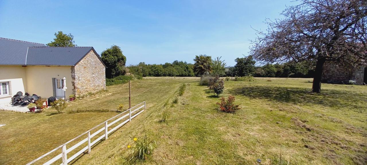 L' Anpeg, Gite Dans Le Cotentin Jusqu'A 8 Personnes Besneville 外观 照片