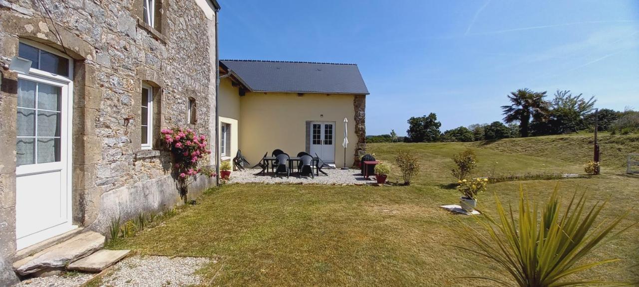 L' Anpeg, Gite Dans Le Cotentin Jusqu'A 8 Personnes Besneville 外观 照片