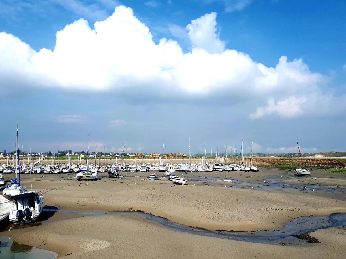 L' Anpeg, Gite Dans Le Cotentin Jusqu'A 8 Personnes Besneville 外观 照片