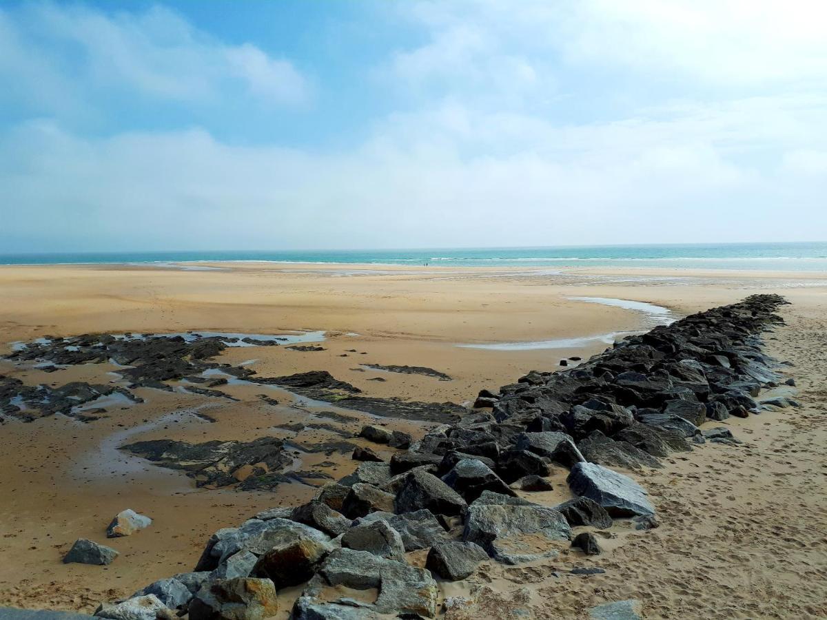 L' Anpeg, Gite Dans Le Cotentin Jusqu'A 8 Personnes Besneville 外观 照片